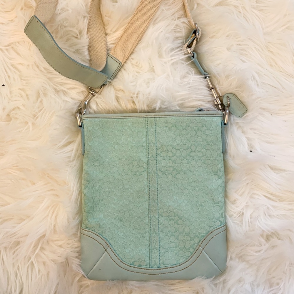 Coach messenger crossbody bag